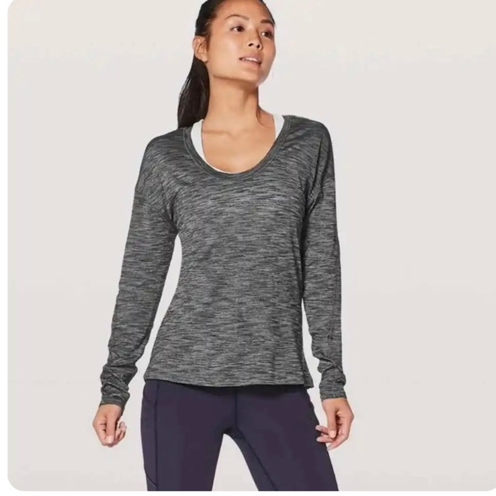 Lululemon Meant To‎ Move Long Sleeve Heathered Black Gray 6 Workout Top